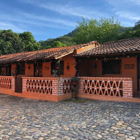 Hotelito Rincon De La Ceiba San José Εξωτερικό φωτογραφία